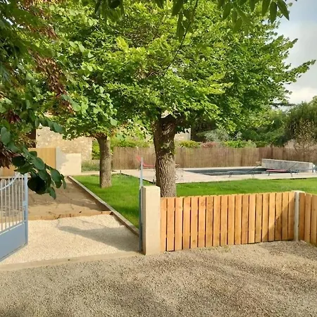 Vaste Demeure Avec Piscine, A 14 Km De La Mer. Salles-dʼAude