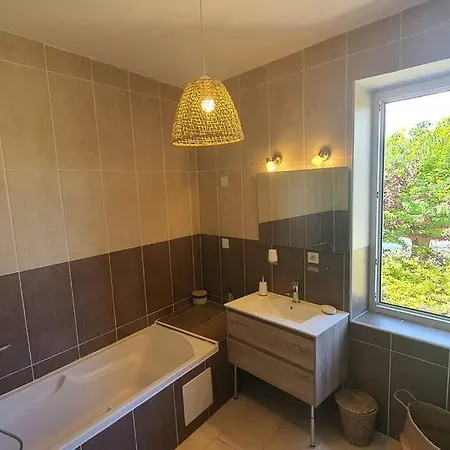 Vila Vaste Demeure Avec Piscine, A 14 Km De La Mer. Salles-dʼAude