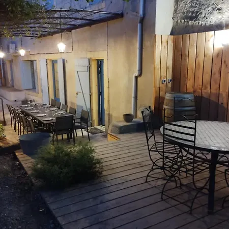 Vaste Demeure Avec Piscine, A 14 Km De La Mer. Vila *