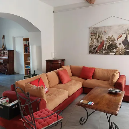 Vaste Demeure Avec Piscine, à 14 Km De La Mer. * Salles-dʼAude