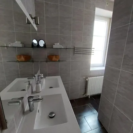 Vila Vaste Demeure Avec Piscine, A 14 Km De La Mer. Salles-dʼAude